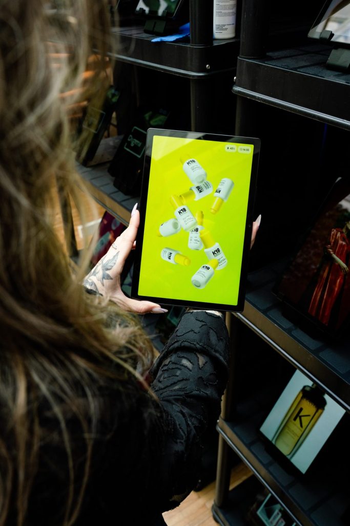 Produktkampagne på en tablet på Digmis stand